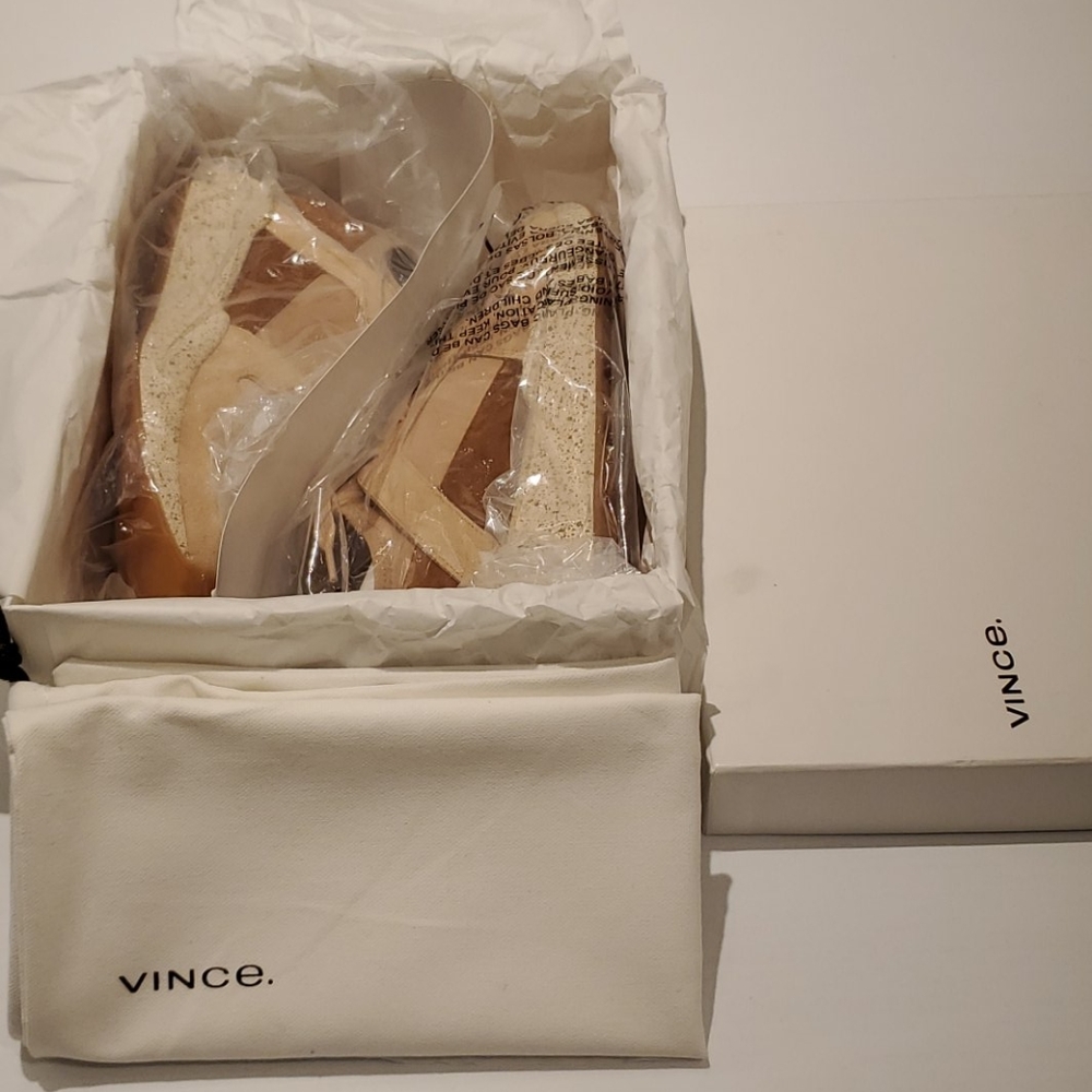 Vince NWT Galvin Chunky Fashion Sneakers - Picture 5 of 10